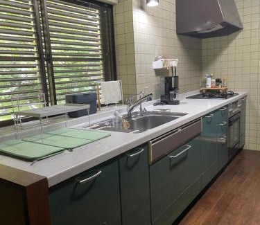 Isumi Haus | 庭付き和モダン平屋の一棟貸し 居庵 iori-ori 小さな森に住む