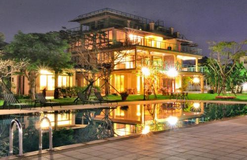 Yuanshan Haus | 德隆行館