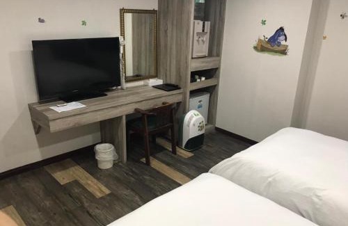 Hsinchu City Centre Hotel | 心園生活旅店 Xin Yuan Hotel