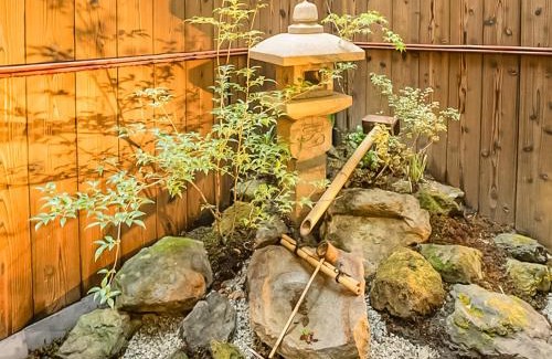 Sannenzaka Ninenzaka Villa | 慶有魚·八坂(Kyotofish·Yasaka)*近清水寺祗园5分钟*庭院地暖浴缸*京都民宿认证