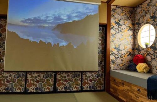 Fujikawaguchiko Villa | 折々祭ー河口湖駅徒歩六分富士山ビューとホームシアター庭付