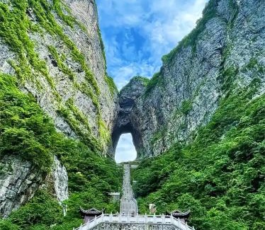 Yongding Haus | 拾光有你民宿-Inn-Tianmen mountain-Book ticket service