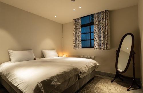 Sanchong Haus | 文坊 Wen Guest House