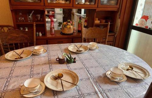 Izumisano Haus | 日式庭院古宅难波直达4房双浴室厕所厨房齐全团队首选可体验和服茶道空中瑜伽交通购物方便bbq可