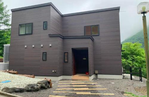 Kitasaku-gun Haus | 晴耕雨読の家#Outlet#Karuizawa station10mins by car#Wifi&Max11ppl#Pet OK#BBQ