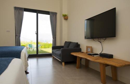 Hengchun Bed & Breakfast | 有棵樹特色民宿The Tree