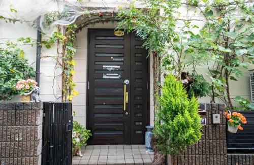 Nishinippori Haus | 東京吉久花園旅館
