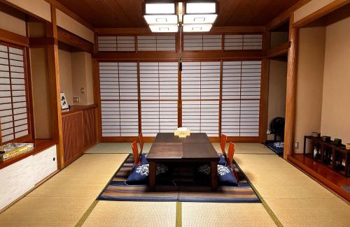 Adachi Haus | 東京雅麗館