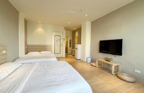 Xitun District Haus | 東海平行陸貳民宿English Friendly