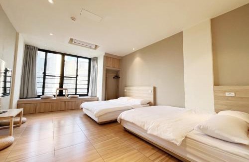 Xitun District Haus | 東海平行陸貳民宿English Friendly