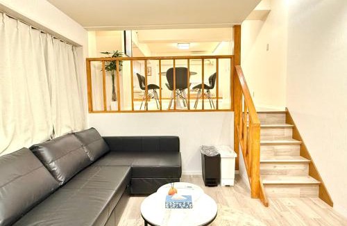 Minamiotsuka Haus | 桜南大塚ハウス i