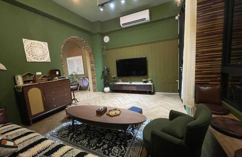 Zhushan Haus | 步步精心