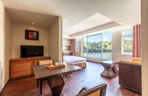 Touwu Hotel | 水漾月明度假文旅