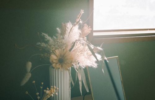 Mima Haus | 泊まれる本屋 まるとしかく