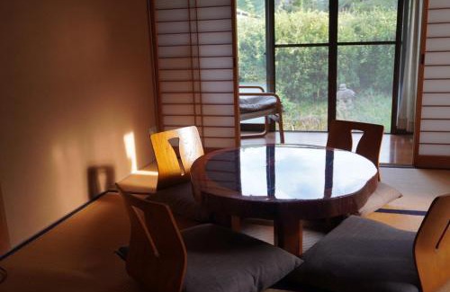 Takagi-mura Hotel | 泊まれるbarたにかぜ