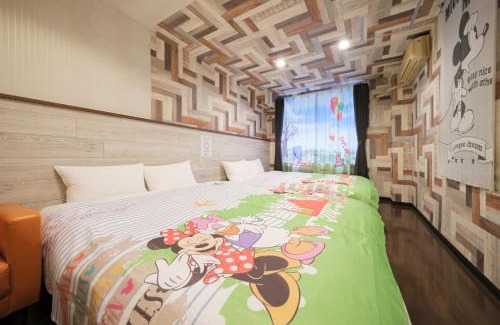 Chuo Wohnung | 泊るHouse千葉駅1分 R - Wi-Fi完備 TDR30分 線路傍騒音あり