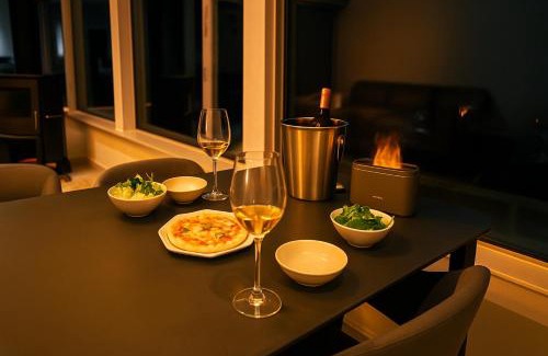 Niseko Villa | 洞爺湖町一棟貸ヴィラ UMITO Luxury Private Villa Exclusive One Group Per Day Panoramic Views of Lake Toya and Funka Bay