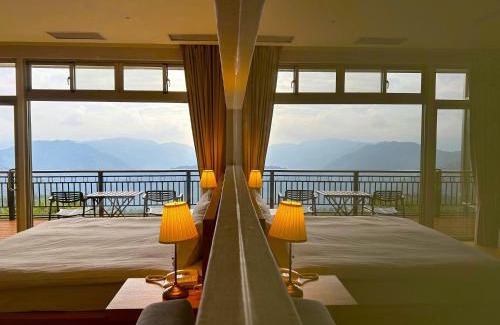 Ren'ai Hotel | 清境 雲的故鄉