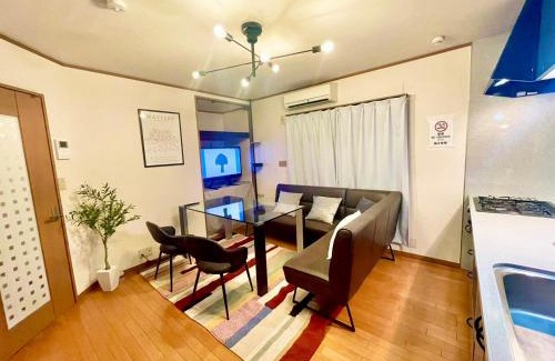 Hatagaya Wohnung | 渋谷区の一軒家貸切 80平米 3寝室6ベッド 新宿渋谷原宿エリア 幡ヶ谷駅徒歩5分 新宿まで電車4分