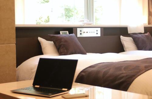 Azumino Hotel | 温泉ホテル安曇野アートキャビン