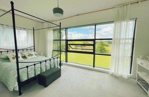 Belturbet Haus | 湖景度假屋Lakeview Vacation Home