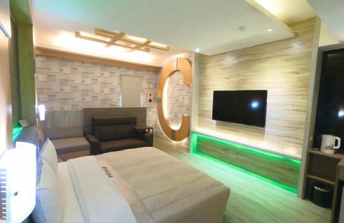 Xihu Hotel | 溪湖汽車旅館