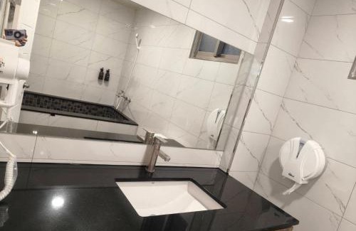 Jiaoxi Hotel | 溫沙堡汽車旅館 Windsor Castle Garden Motel