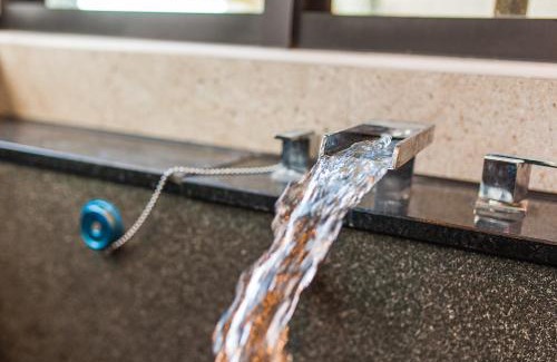 Toucheng Haus | 漫遊小旅泳池溫泉宅 Roaming Travel Hot Spring Homestay