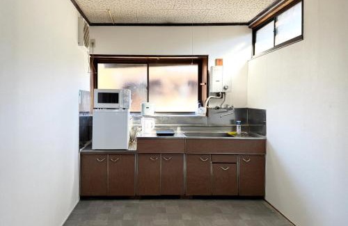 Yaizu Wohnung | 焼津 梔子 古民家の宿-カモメの鳴き声が聴こえる港町