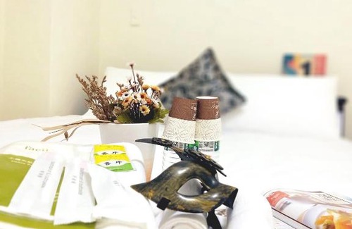 Gushan District Wohnung | 瑞豐夜市館-4-8人包層-J