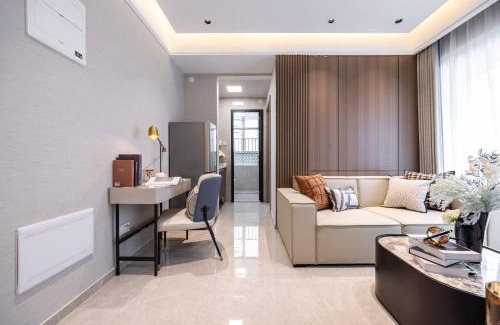 Central Business District Wohnung | 福田岗厦轻奢行政公寓