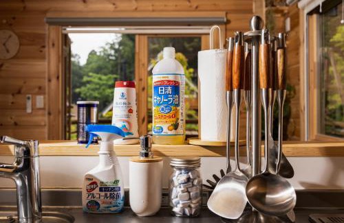 Hakone Skihütte | 箱根芦ノ隠 Ashi Hakone Cabin Retreat