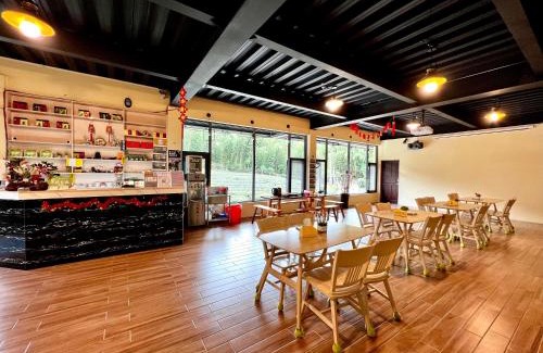 Alishan Haus | 紫龍星空民宿