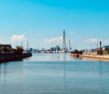 Nishi-Ohama Kita Hotel | 美咲旅館