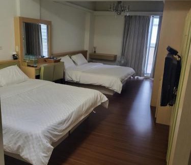 Donggang Haus | 美達民宿