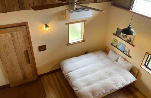 Wake Wohnung | 自然素材でリノベした木の香り漂う貸切宿｜藤野民宿（Fujino Guest House）