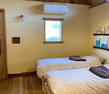 Wake Wohnung | 自然素材でリノベした木の香り漂う貸切宿｜藤野民宿（Fujino Guest House）