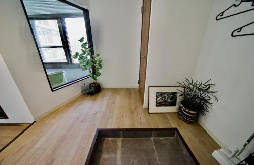 Naka Ward Wohnung | 自由自在OSU 402(KUMO)