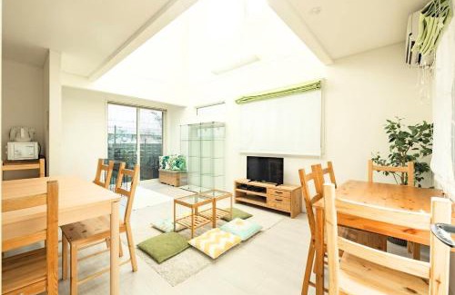 Maihama Villa | 舞浜1軒家貸切ー最大10名様一駐車場付きMaihama rent-a-house