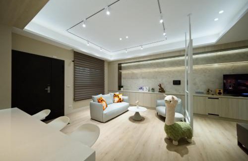 Qingshui District Haus | 芙若蕥居