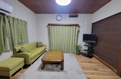 Funabashi Haus | 華の宿