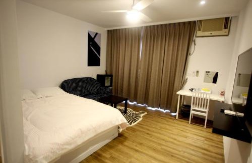 Fengyuan District Haus | 豐原廟東自助民宿