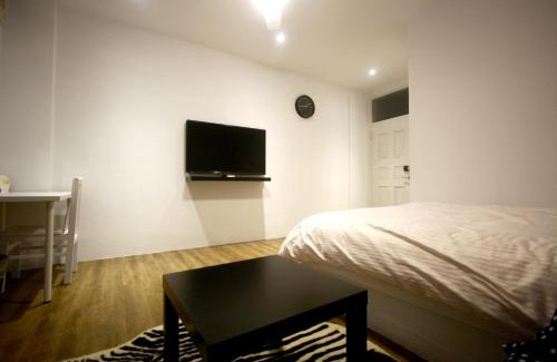 Fengyuan District Haus | 豐原廟東自助民宿