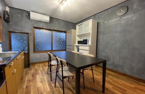 Fukui Haus | 貸切民泊 手寄の宿 JR福井駅東口から徒歩5分 5min 安い