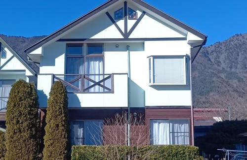 Oishi Skihütte | 貸別荘Lealeaプライベートコテージ