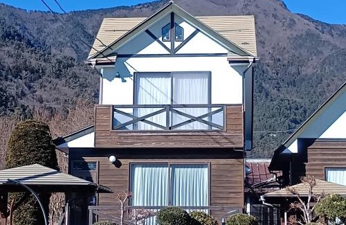 Oishi Skihütte | 貸別荘Lealeaプライベートコテージ