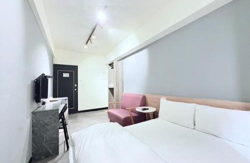 Xitun District Haus | 逢甲 微微光