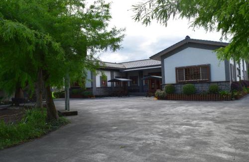 Yuanshan Haus | 鄉間雅築休閒民宿Country Villa Homestay