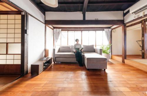 Okaya Wohnung | 長野岡谷IC 5分,Private traditional Japanese house,貸切古民家,最大9名,ペットOK, 薪ストーブ
