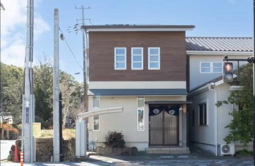 Tanabe Haus | 闘鶏の家